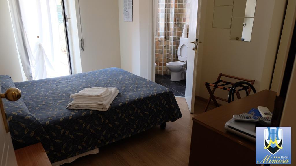 Hotel Mimosa Spotorno Kültér fotó