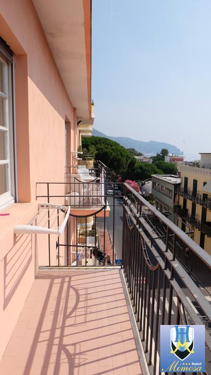 Hotel Mimosa Spotorno Kültér fotó