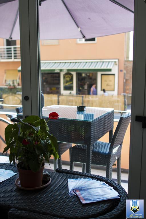 Hotel Mimosa Spotorno Kültér fotó