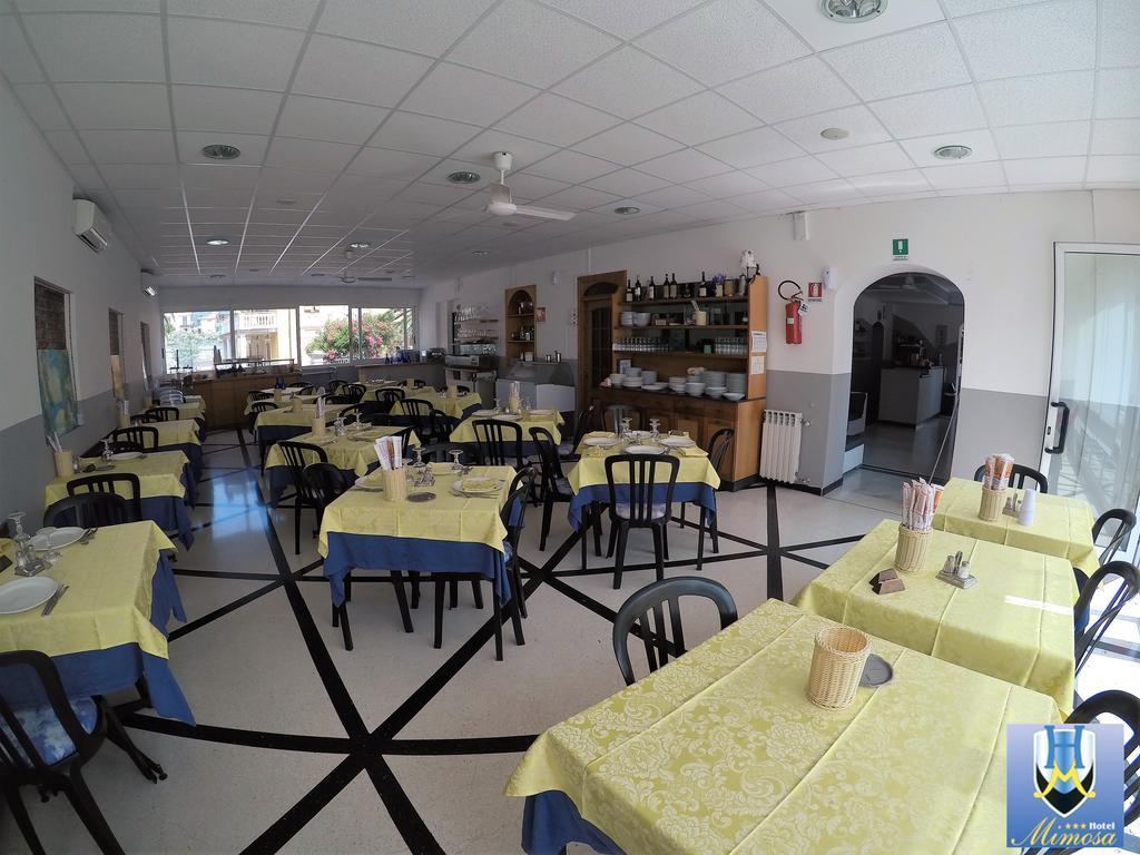 Hotel Mimosa Spotorno Kültér fotó