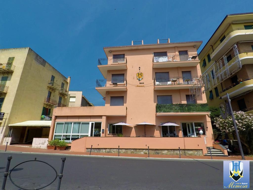 Hotel Mimosa Spotorno Kültér fotó